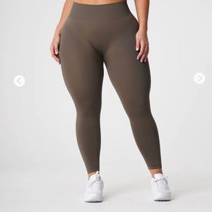 NVGTN seamless leggings